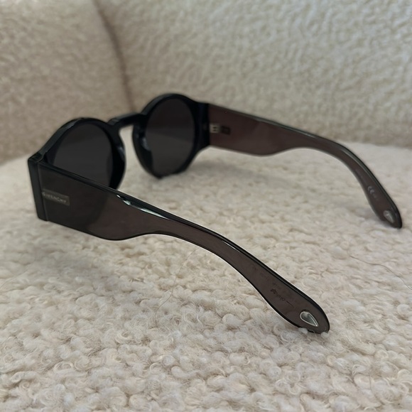 Givenchy Round Frame Black Sunglasses - Picture 9 of 14